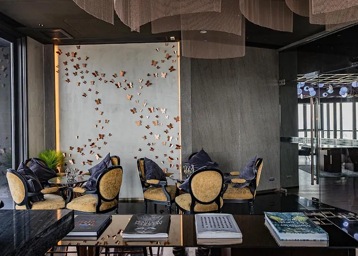 Edge Central Pattaya Sea View