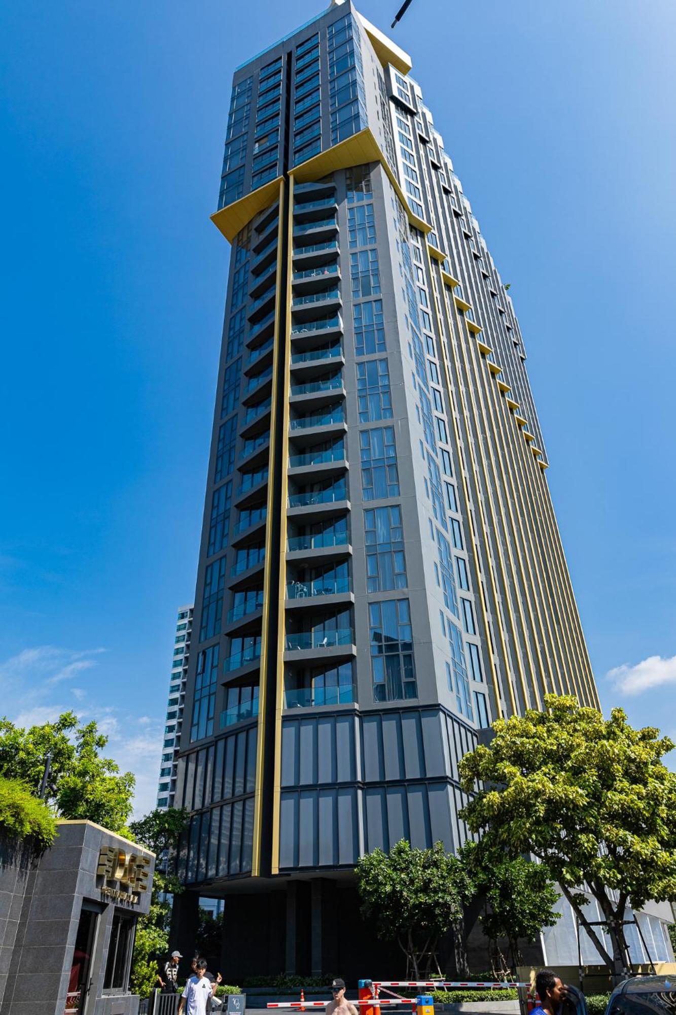 公寓 Edge Sea View Pattaya