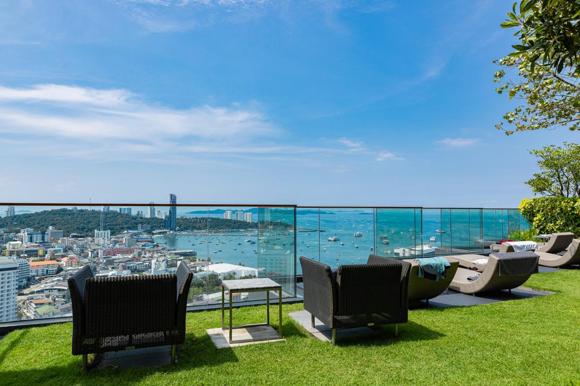 Апартаменты Edge Sea View *